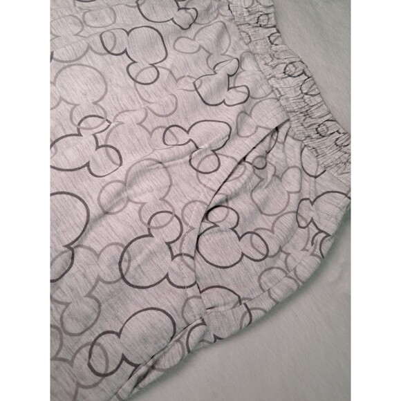 Disney Costco Mickey Mouse Womens Cozy Pajamas Shorts Set Pockets EUC Size M - Picture 8 of 12